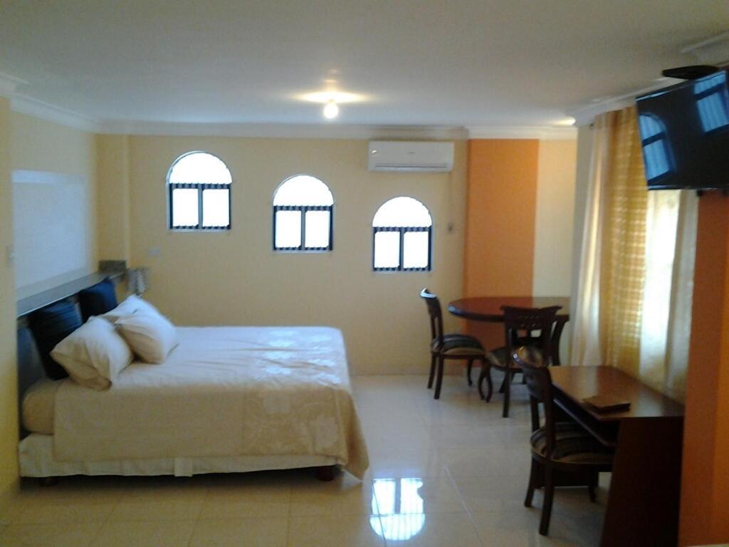 Suites La Rosa Guayaquil Exterior foto
